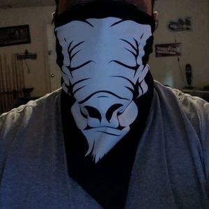 Reversible face covering